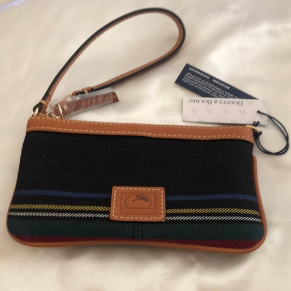 Dooney & Bourke Black Tartan & Brown Leather Trim ZA Wristlet NWT - Picture 16 of 16